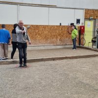 ...encore de la précision...